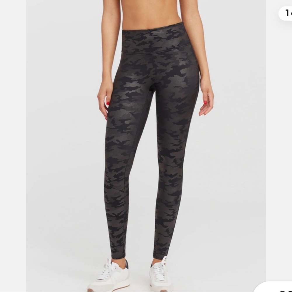 SPANX Black Camouflage Leggings